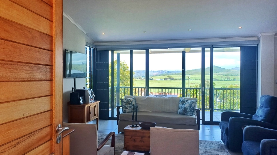 3 Bedroom Property for Sale in Fraaiuitsig Western Cape